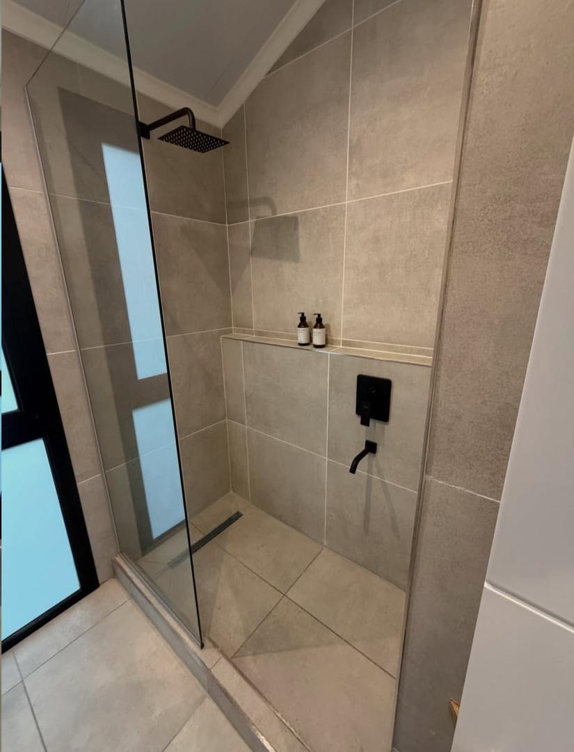 Casa Moderna Opportune - Image 7